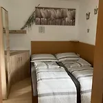 Dengg アパート *